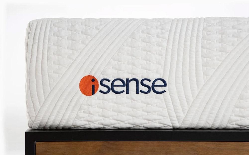 http://www.myisense.com/cdn/shop/articles/mattress-toppers-vs-mattress-pads-know-the-difference-230348.jpg?v=1666130574